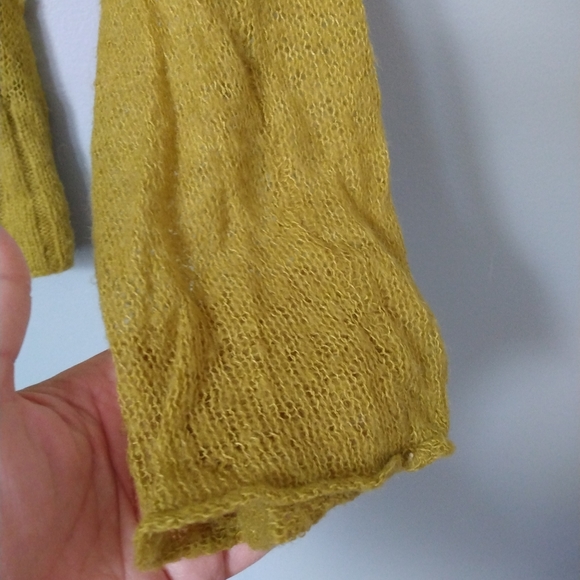 Green Chartreuse Knitted Cardigan Pullover with Large Collar, Long Sleeve - Picture 3 of 5